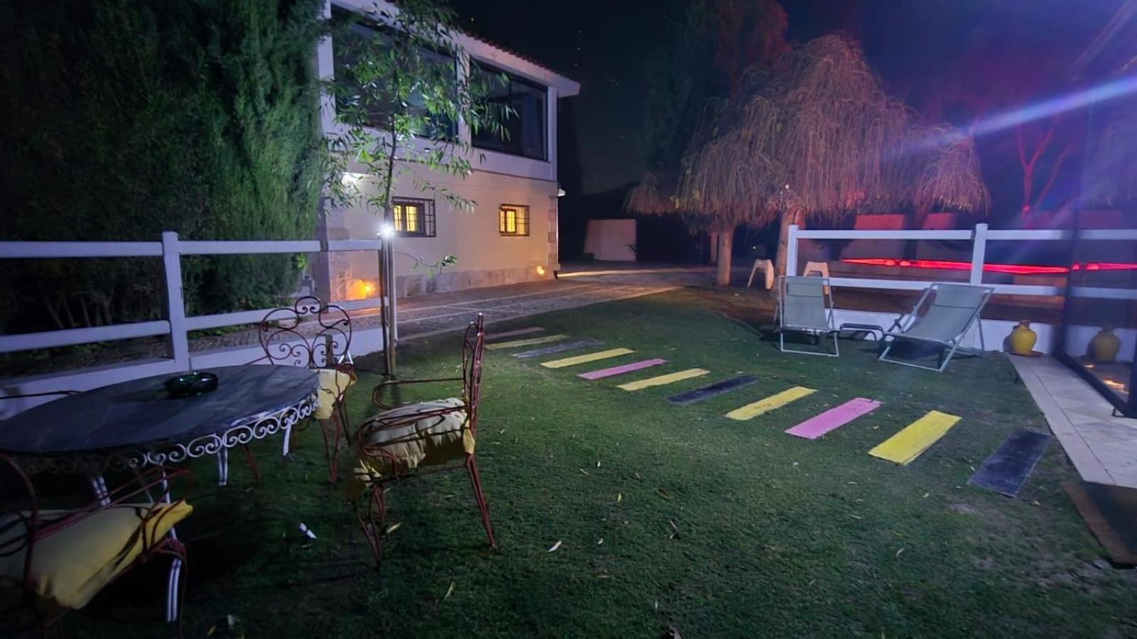Hearts & Ponies Apartamentos Con Piscinas Privadas Cerca De La Warner Chinchón Екстериор снимка